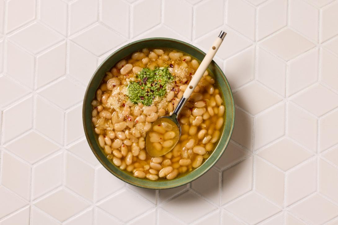 Spicy Garlic White Beans