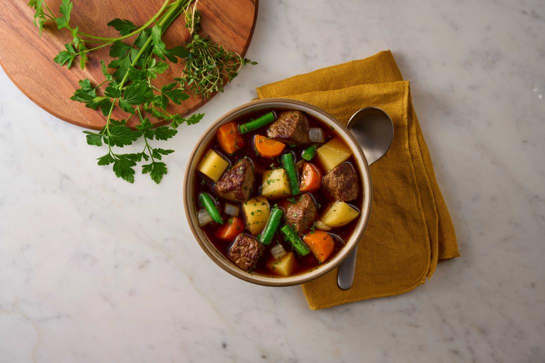 Kitchen Basics Hearty Steak and Vegetable Soup